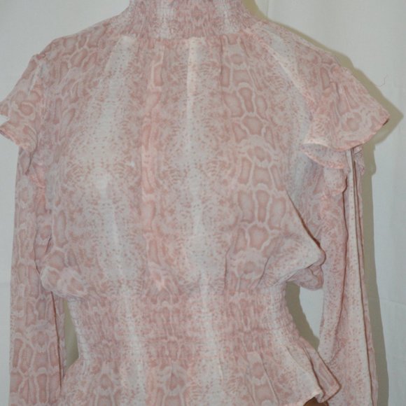 Sheer junior's blouse - Picture 2 of 7
